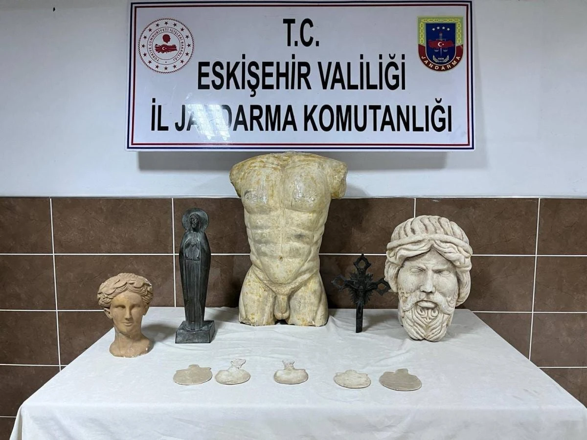 Eskişehir'de Tarihi Eser Kaçakçısı Yakalandı