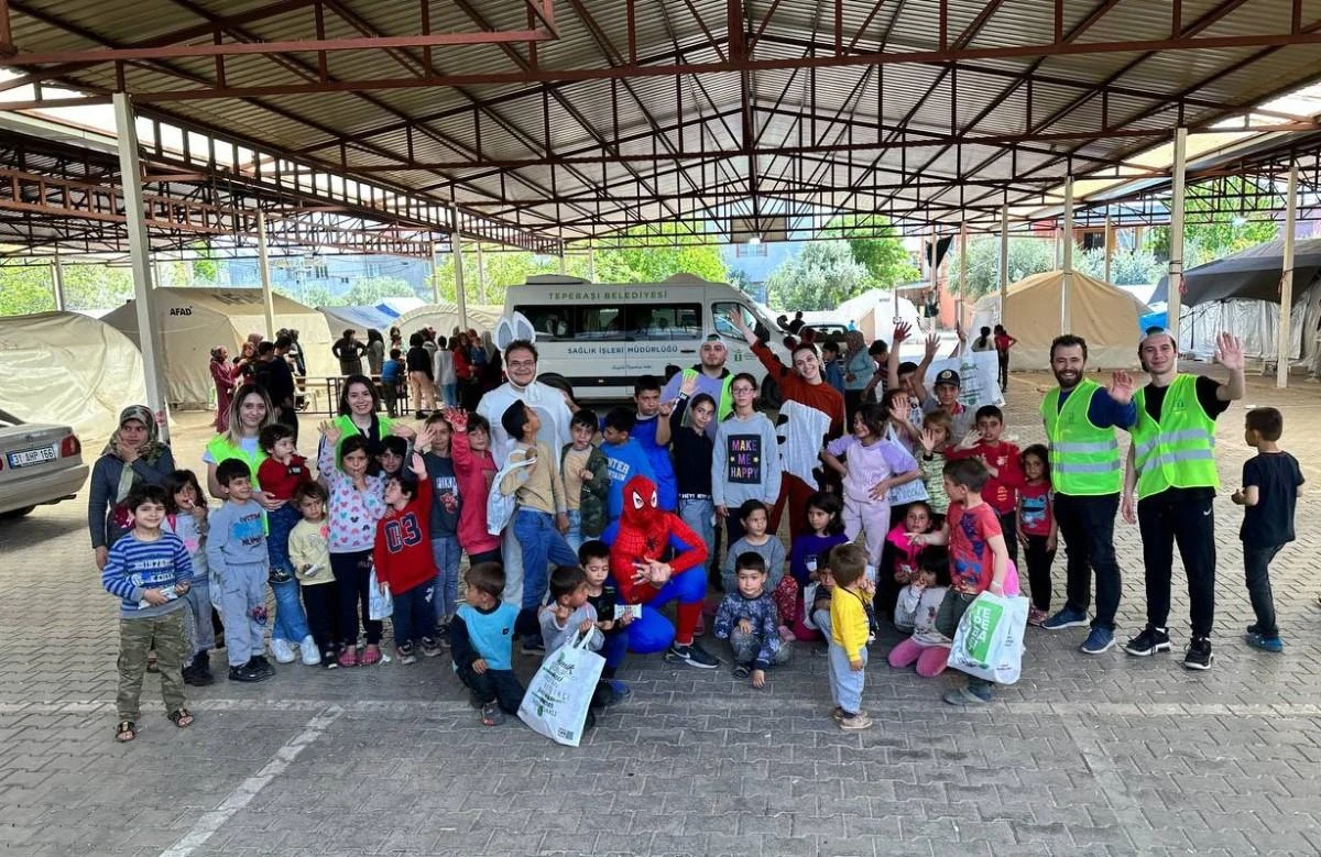 Deprem bölgesindeki çocuklar için Umudu Taşıyoruz