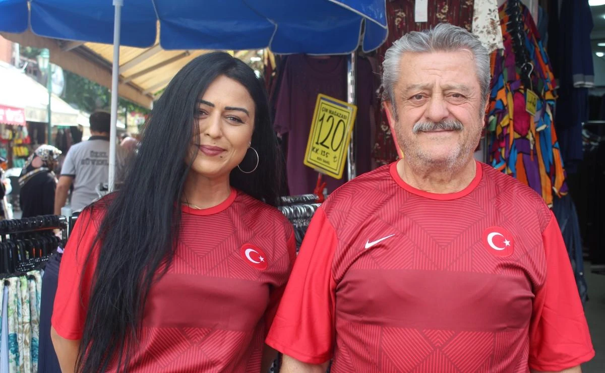 Eskişehirli esnaf milli takımın Ermenistan’ı yeneceğine inanıyor
