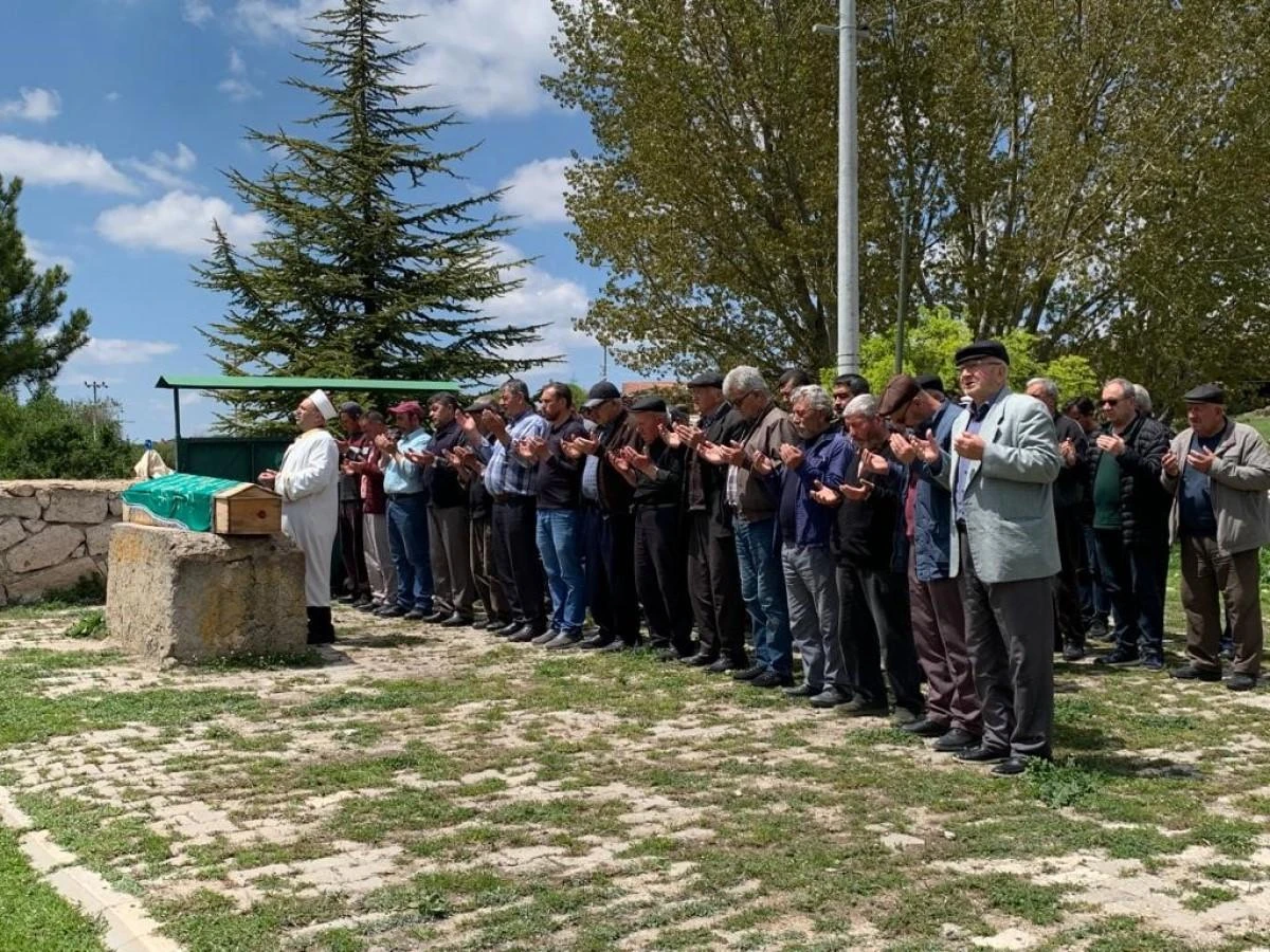 Hesna nine elektrikle sadece 6 yıl yaşayabildi (2)