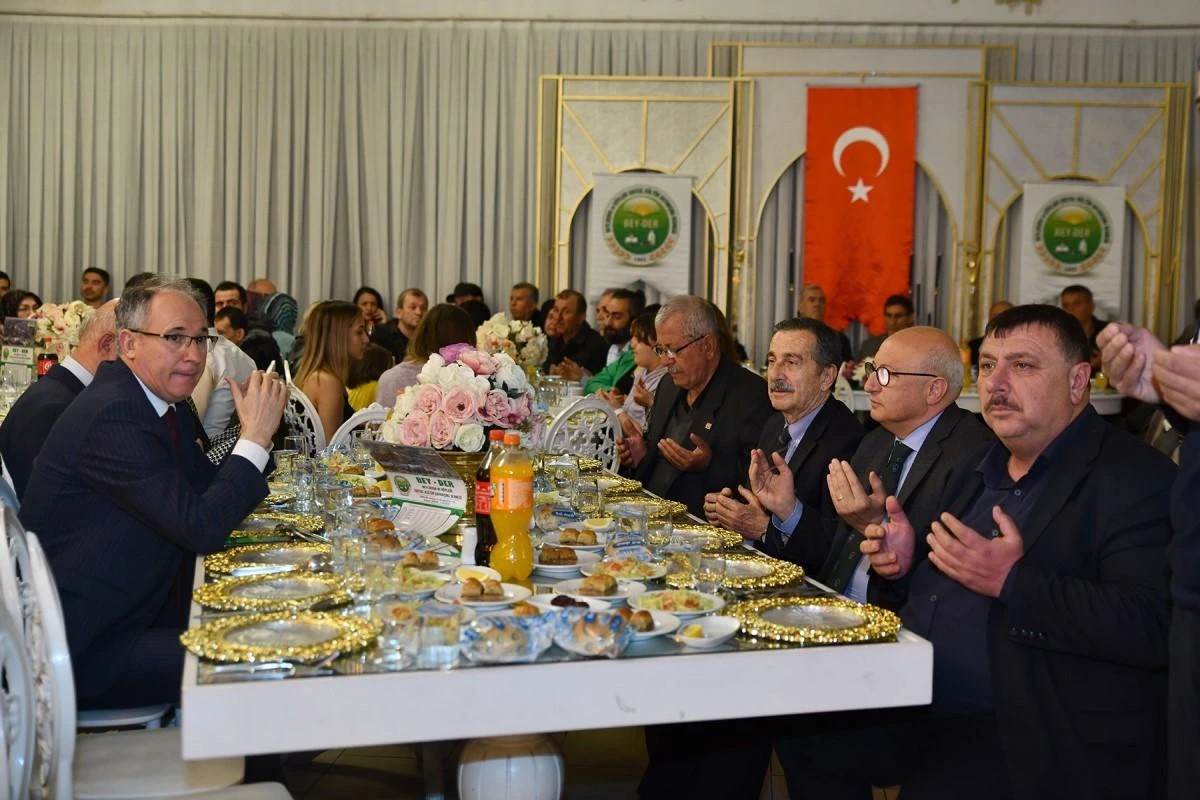 Başkan Ataç, iftarda Beylikovalılar ile buluştu