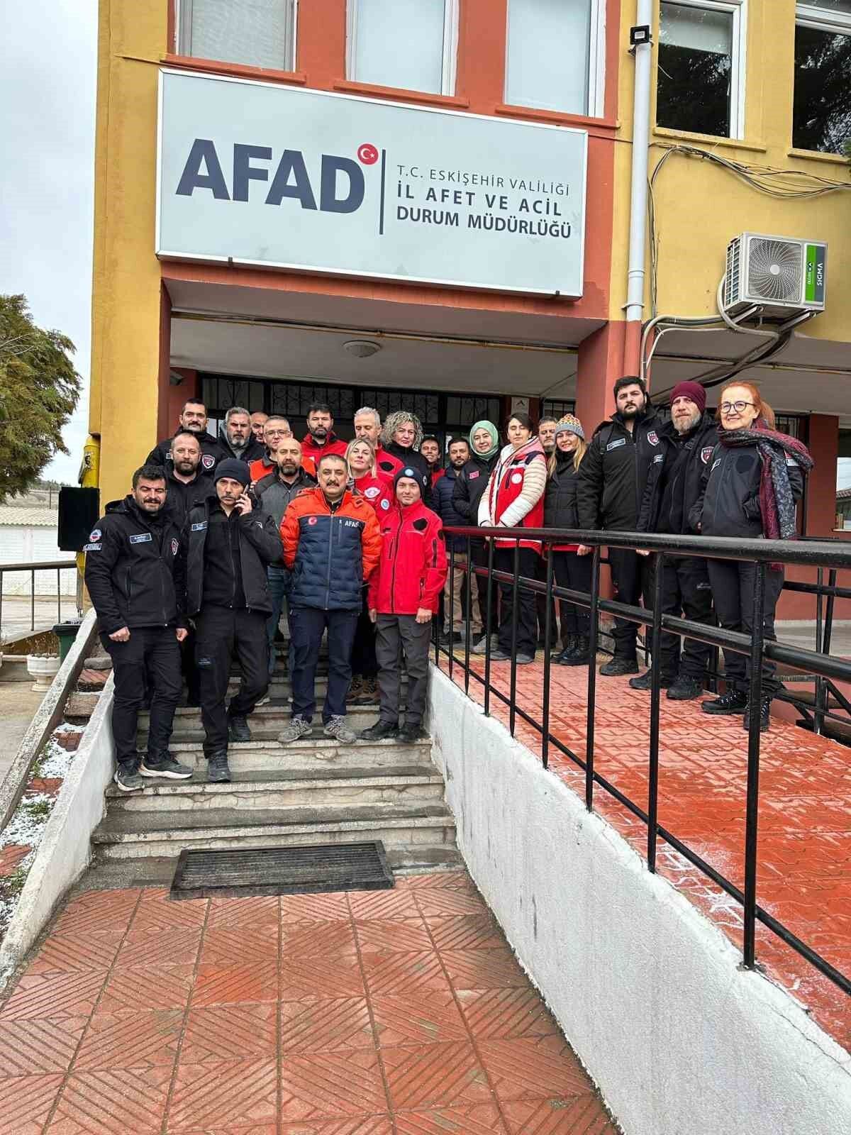 Eskişehir’de Stk’lara Tehlikeli Maddelere Müdahale Eğitimi Verildi (1)