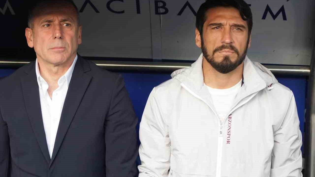 Milli Takım kulübesinde panik: Bir anda yere yığıldı, herkes dona kaldı 3