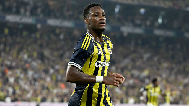 Galatasaray Fenerbahçe'nin eski yıldızını transfer ediyor 2