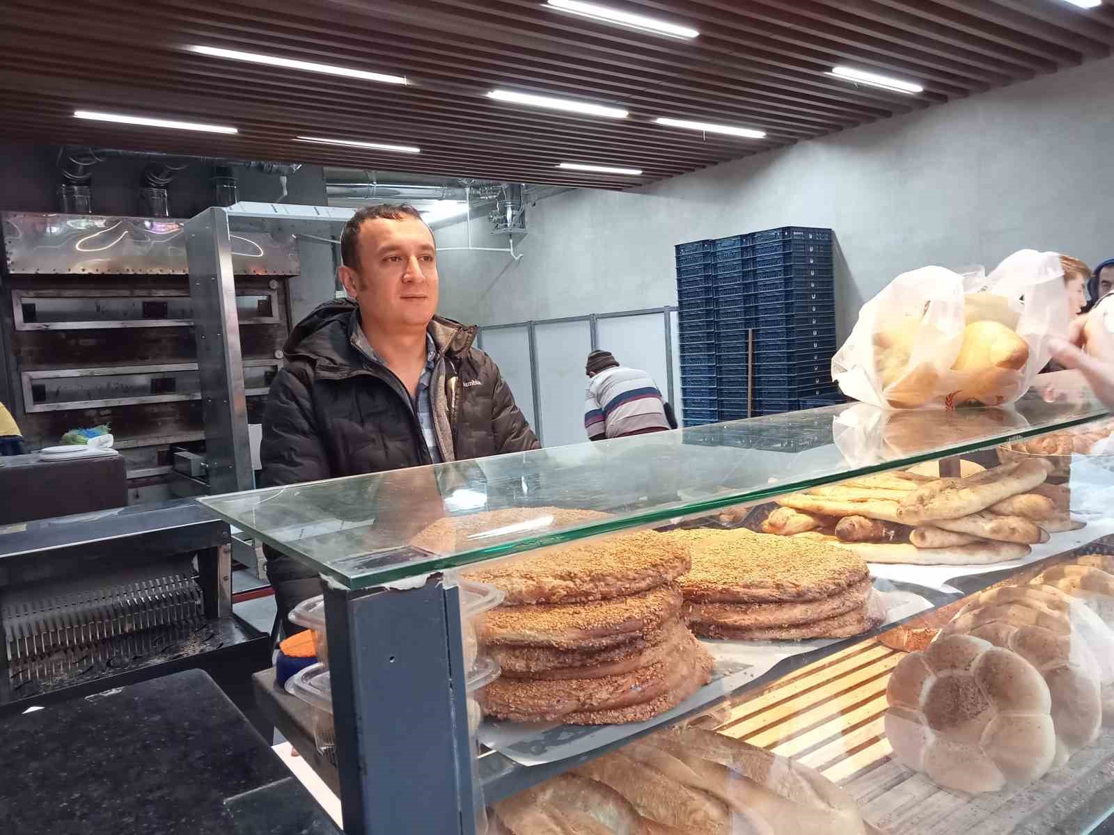 askida-ekmek-kampanyasi-yasamaya-devam-ediyor