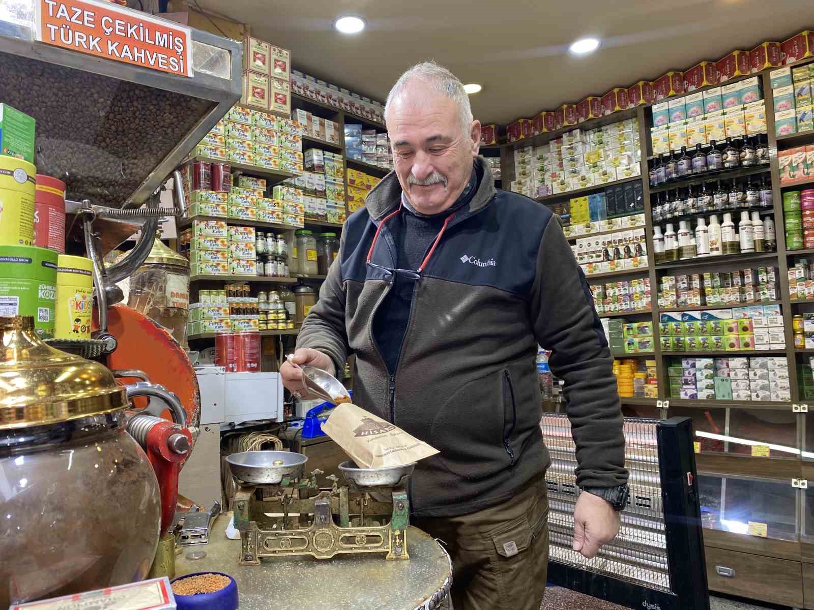 yarim-asirlik-esnaf-hazir-ve-paketli-kahveye-karsi-vatandasi-uyardi