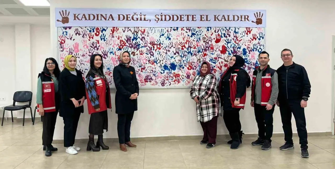 kutahyada-kadina-yonelik-siddetle-mucadele-gunu-etkinligi