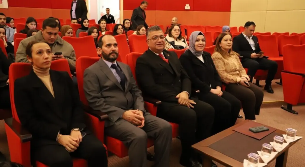 kutahyada-insan-haklari-konulu-konferans