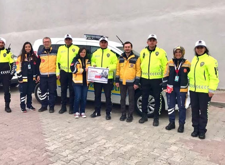 bilecikte-ambulansa-yol-ver-uyarisi