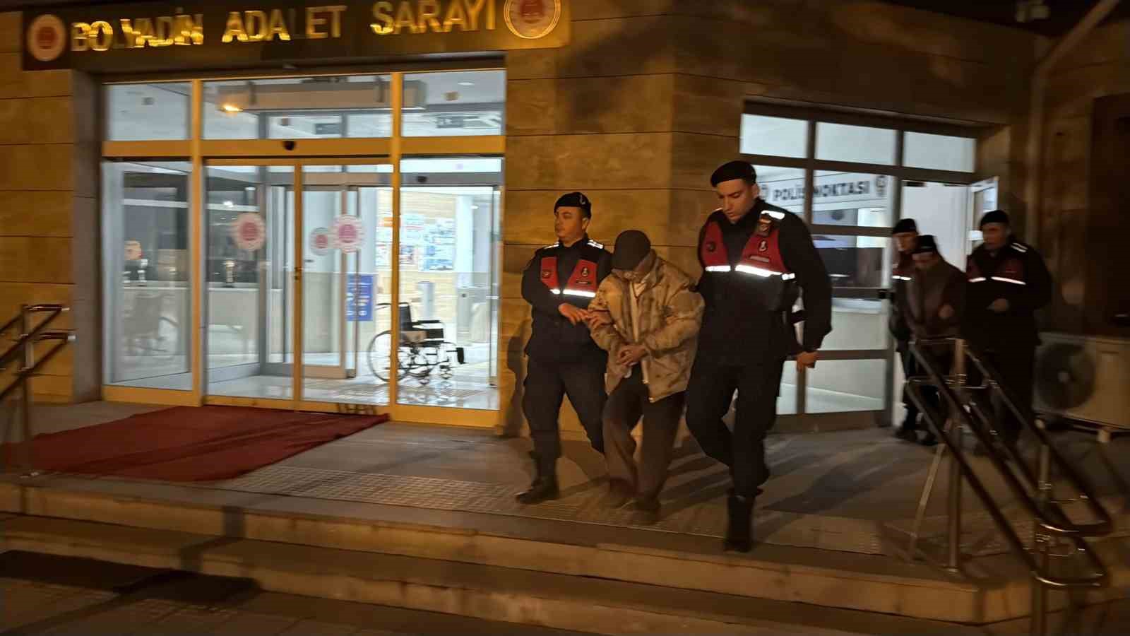 dehsete-dusuren-olayda-baba-ve-oglu-tutuklandi