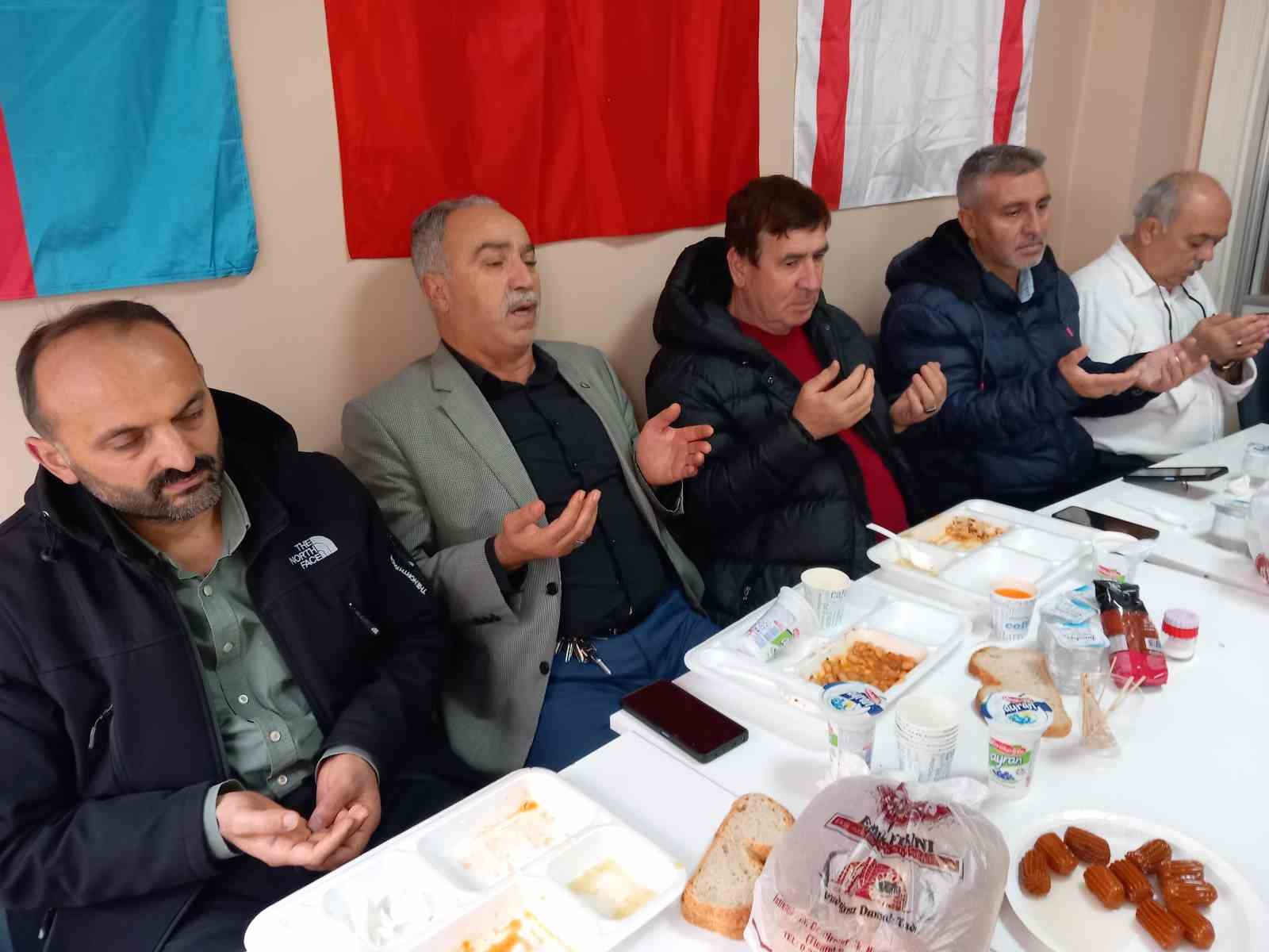 uluslararasi-imam-hatip-lisesi-ogrencileri-eskisehirde-bir-araya-geldiler