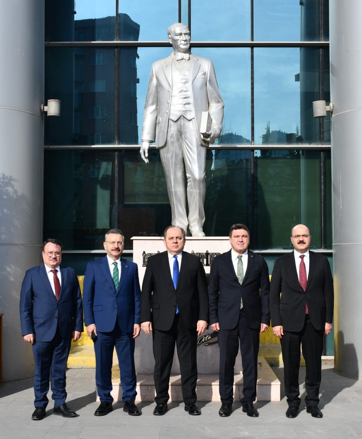 yargitay-baskani-omer-kerkezden-eskisehir-adliyesine-ziyaret