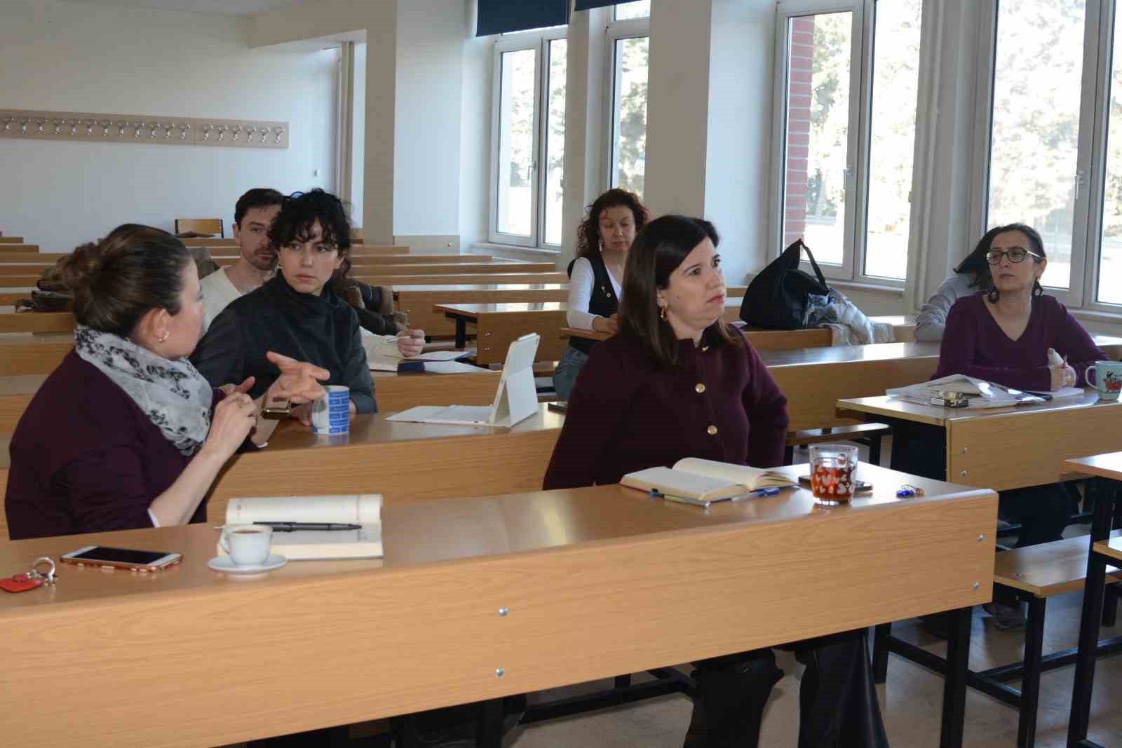 anadolu-universitesi-hukuk-fakultesi-arama-konferansi-gerceklestirildi
