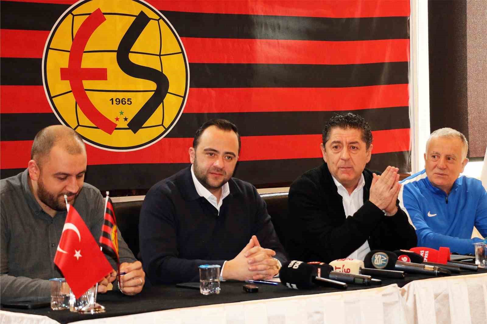 eskisehirsporun-yeni-teknik-direktoru-umit-metin-yildiz-oldu