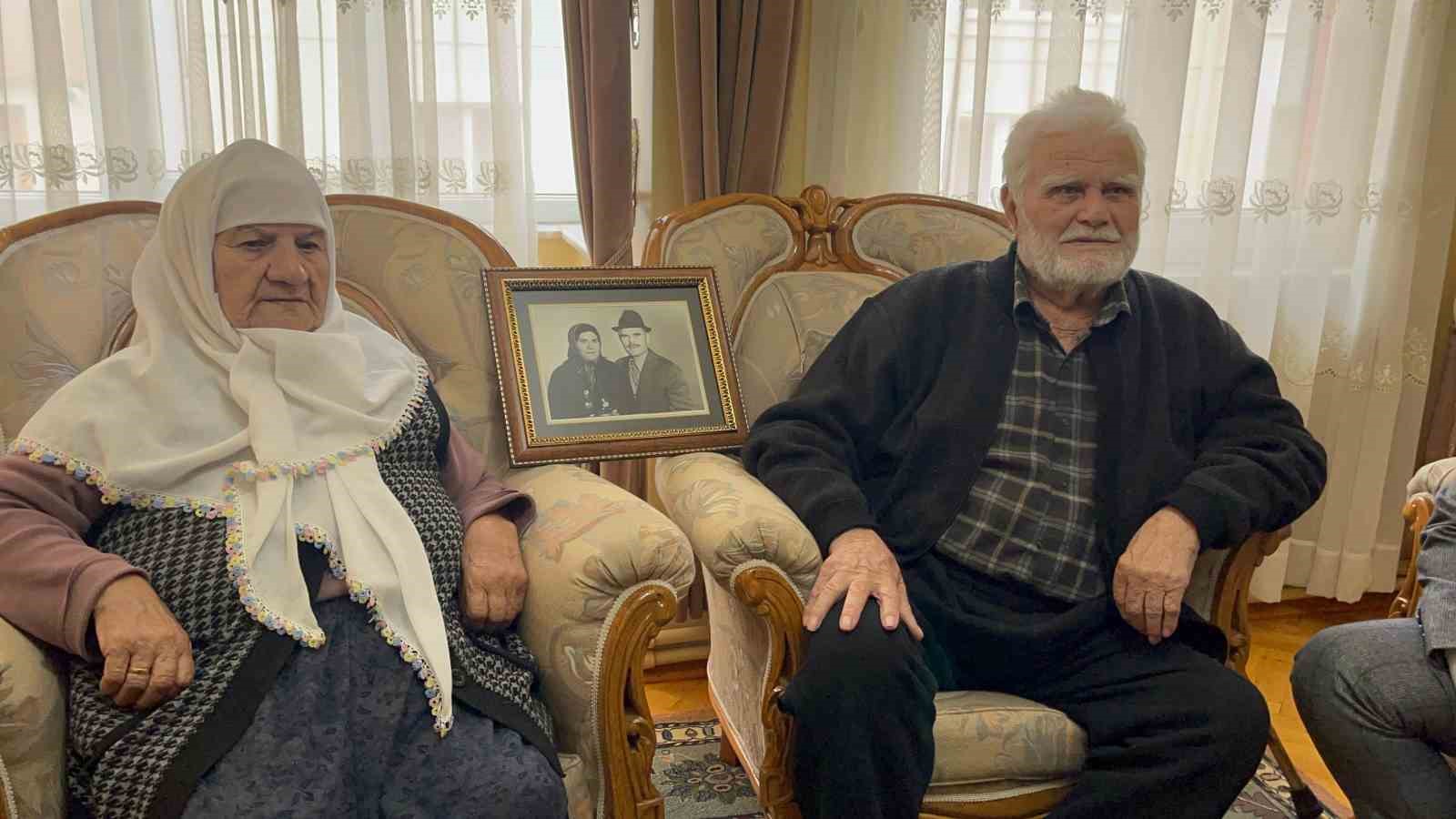 71-yillik-evli-ciftten-genclere-evlenin-tavsiyesi