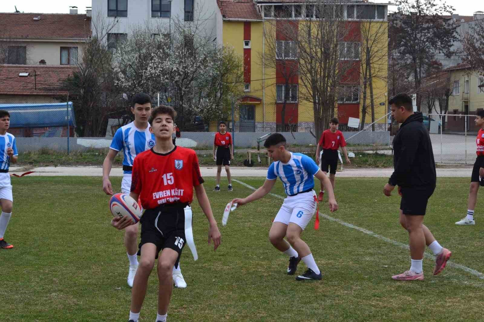 eskisehirde-okul-sporlari-ragbi-il-birinciligi-sona-erdi
