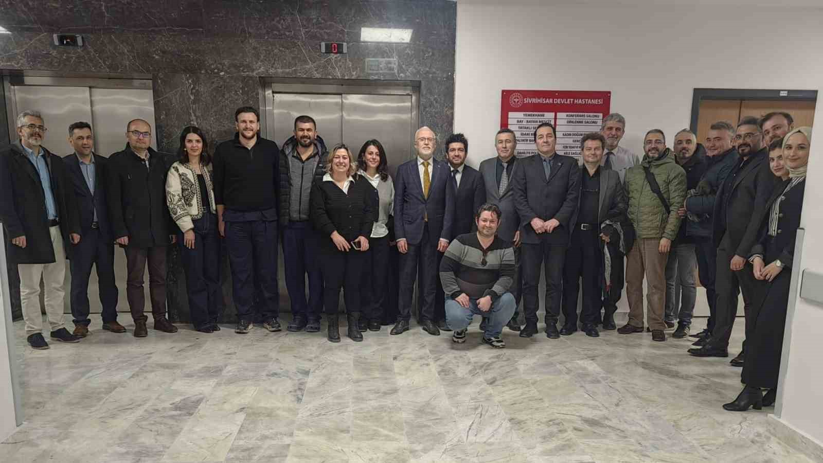 il-saglik-muduru-bildirici-hastanede-iftar-programina-katildi