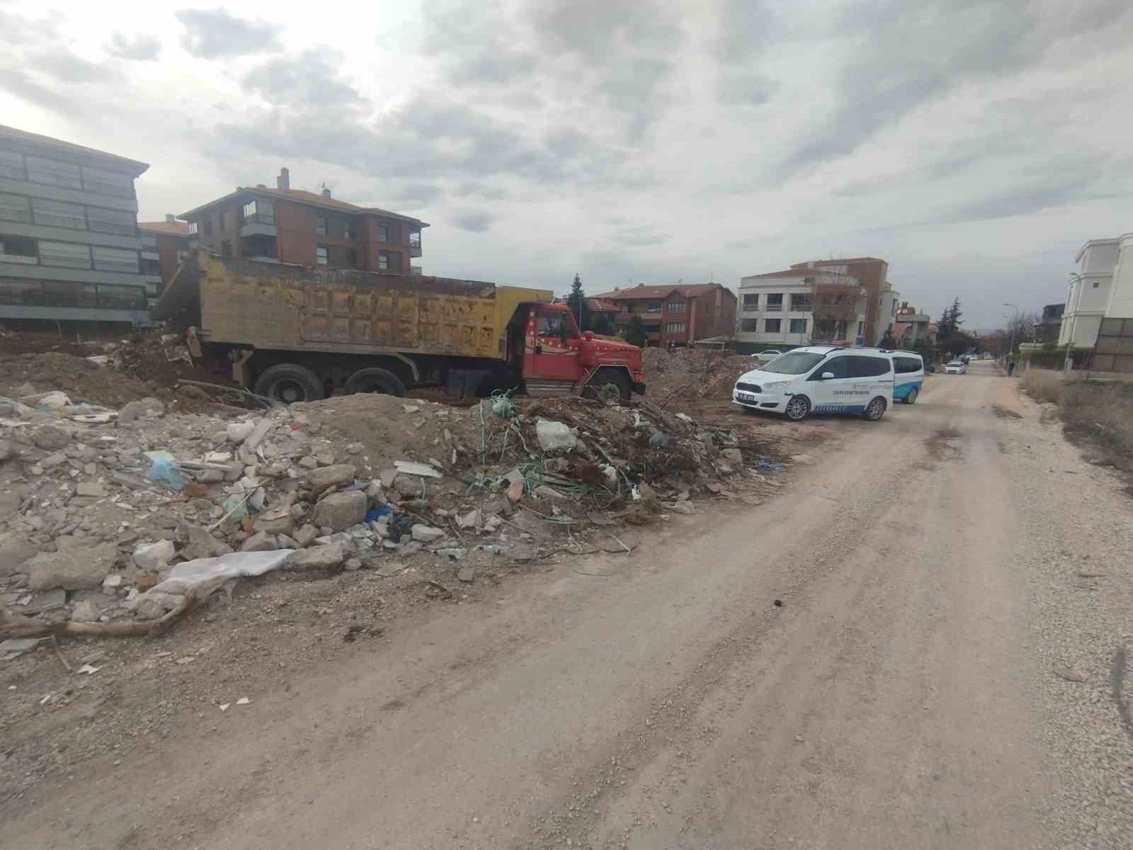 odunpazari-belediyesi-kacak-hafriyat-dokumune-gecit-vermiyor