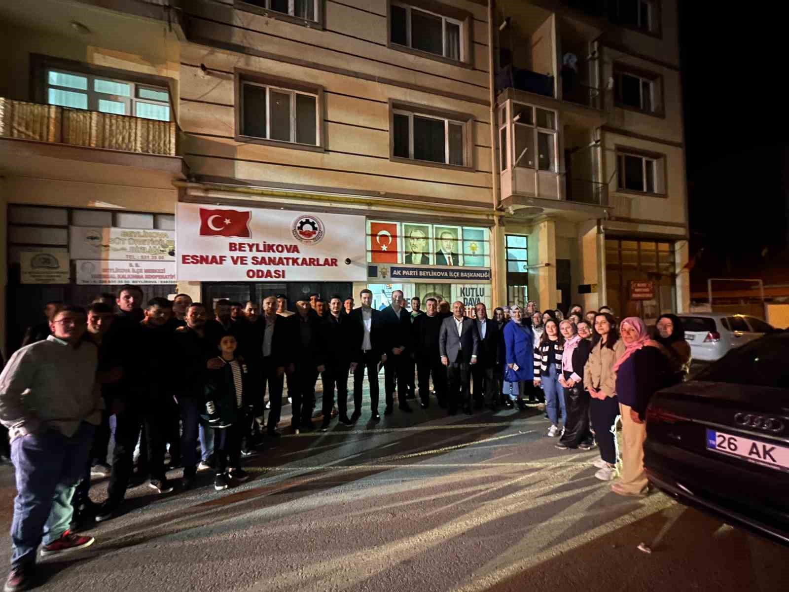 ak-parti-beylikova-ilce-teskilati-gelecek-donemi-degerlendirdi