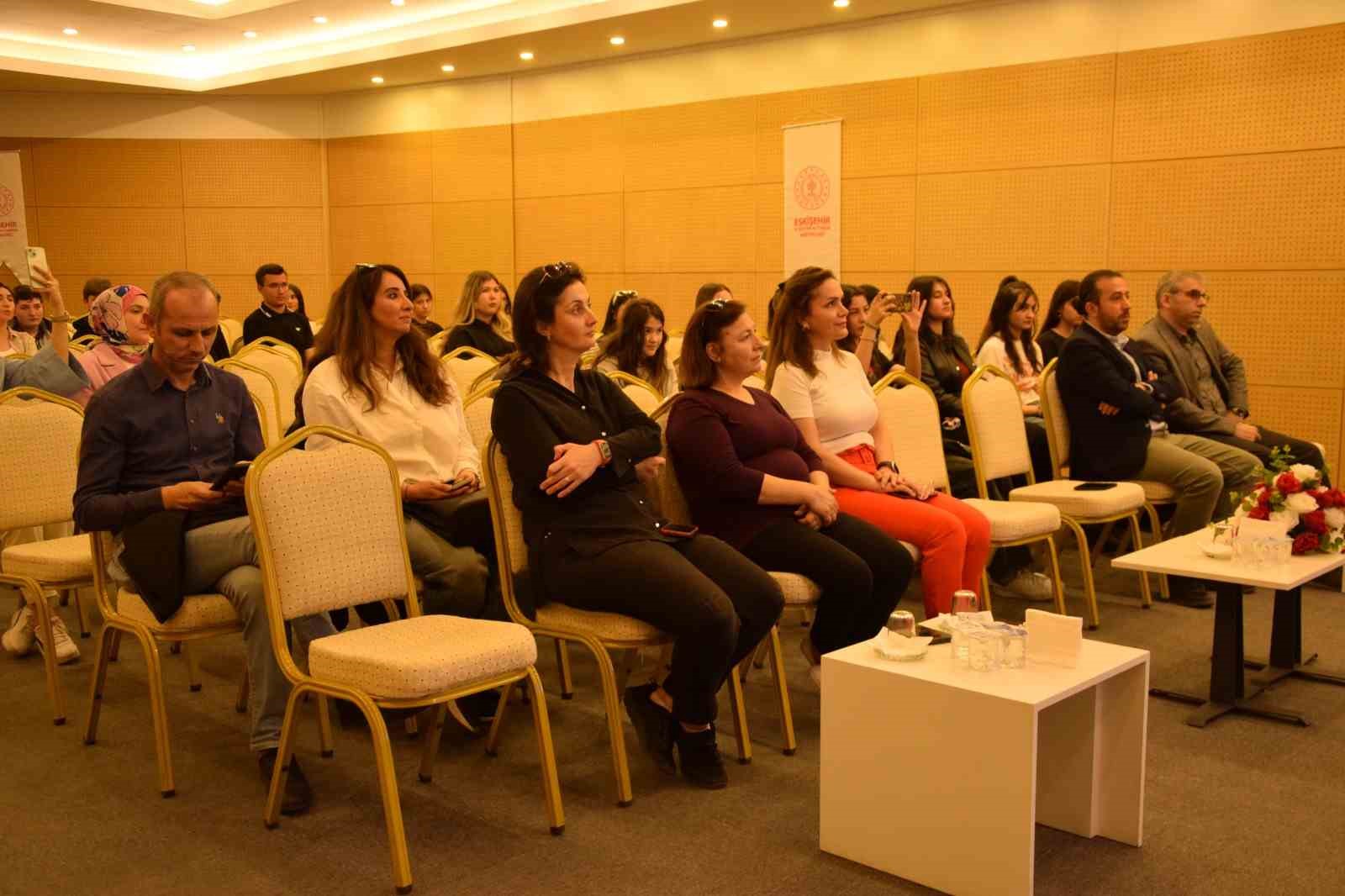 eskisehirde-turizm-haftasinda-sehrimizin-yemekleri-semineri-duzenlendi