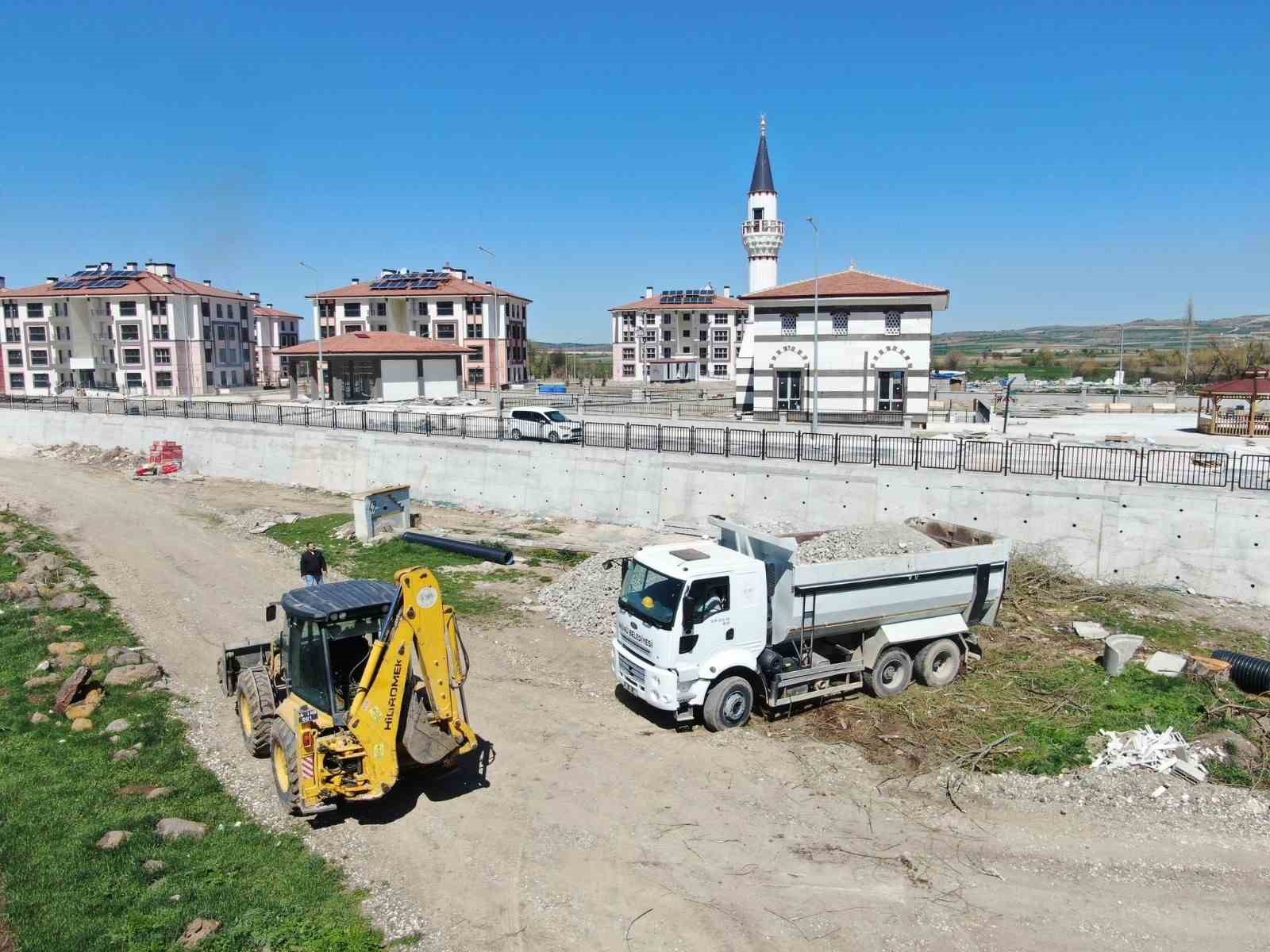 inonu-ilcesinde-yol-calismalari-basladi