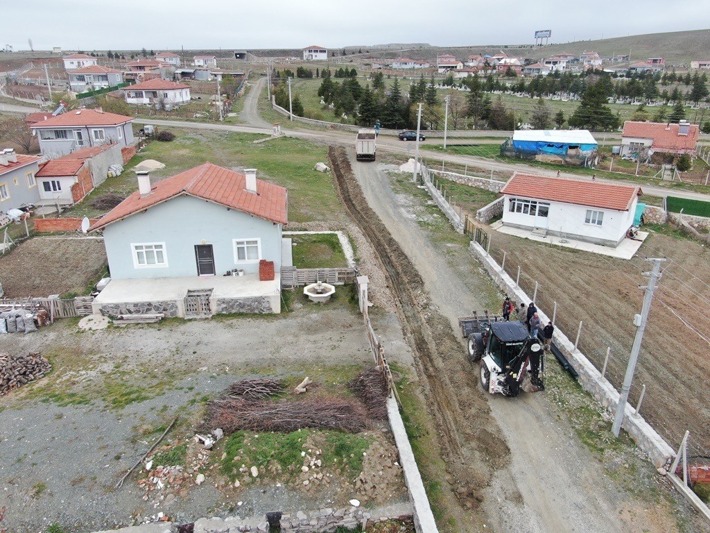 inonude-cevre-duzenleme-calismalari-devam-ediyor
