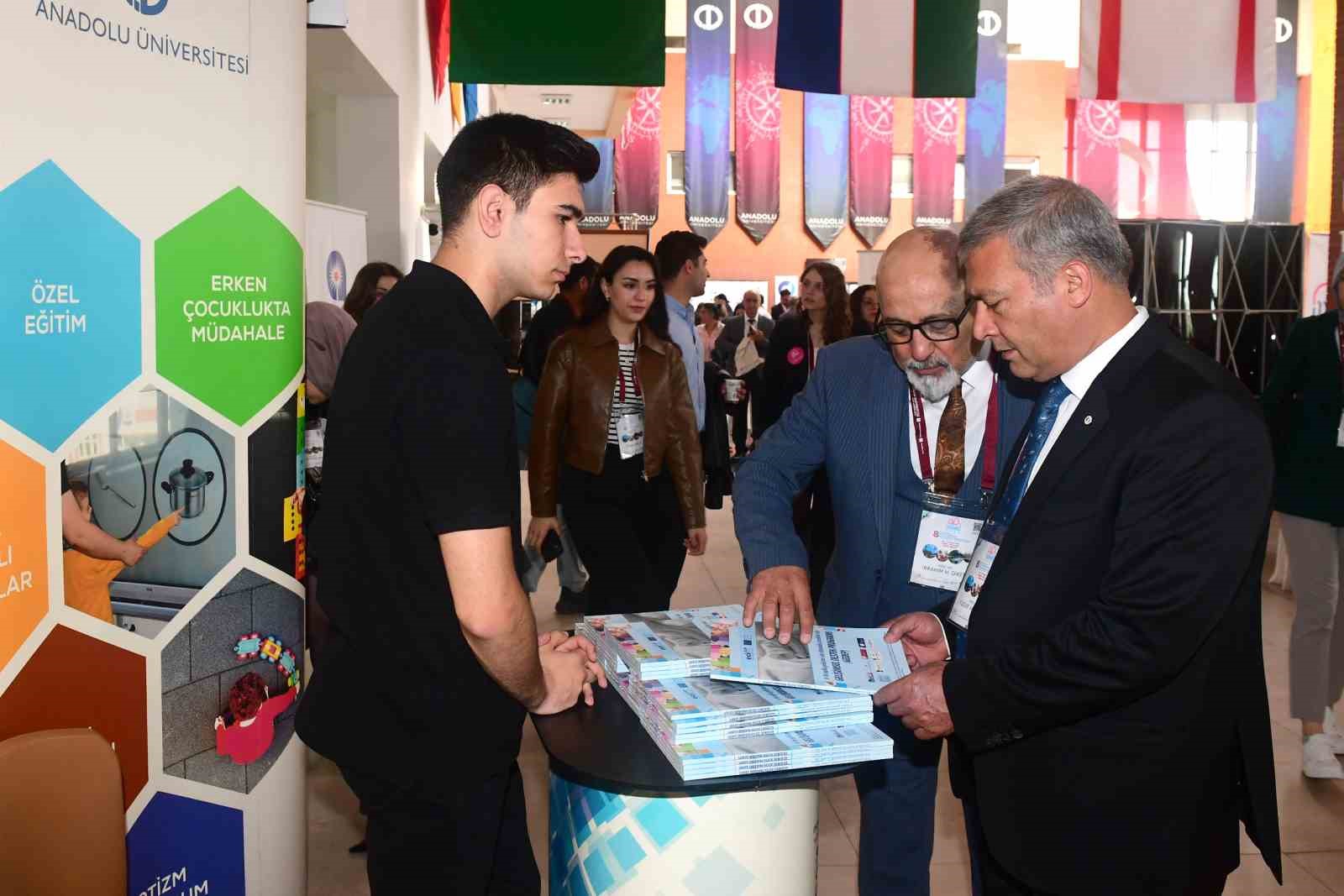 udemko-2025-anadolu-universitesi-ev-sahipliginde-basladi