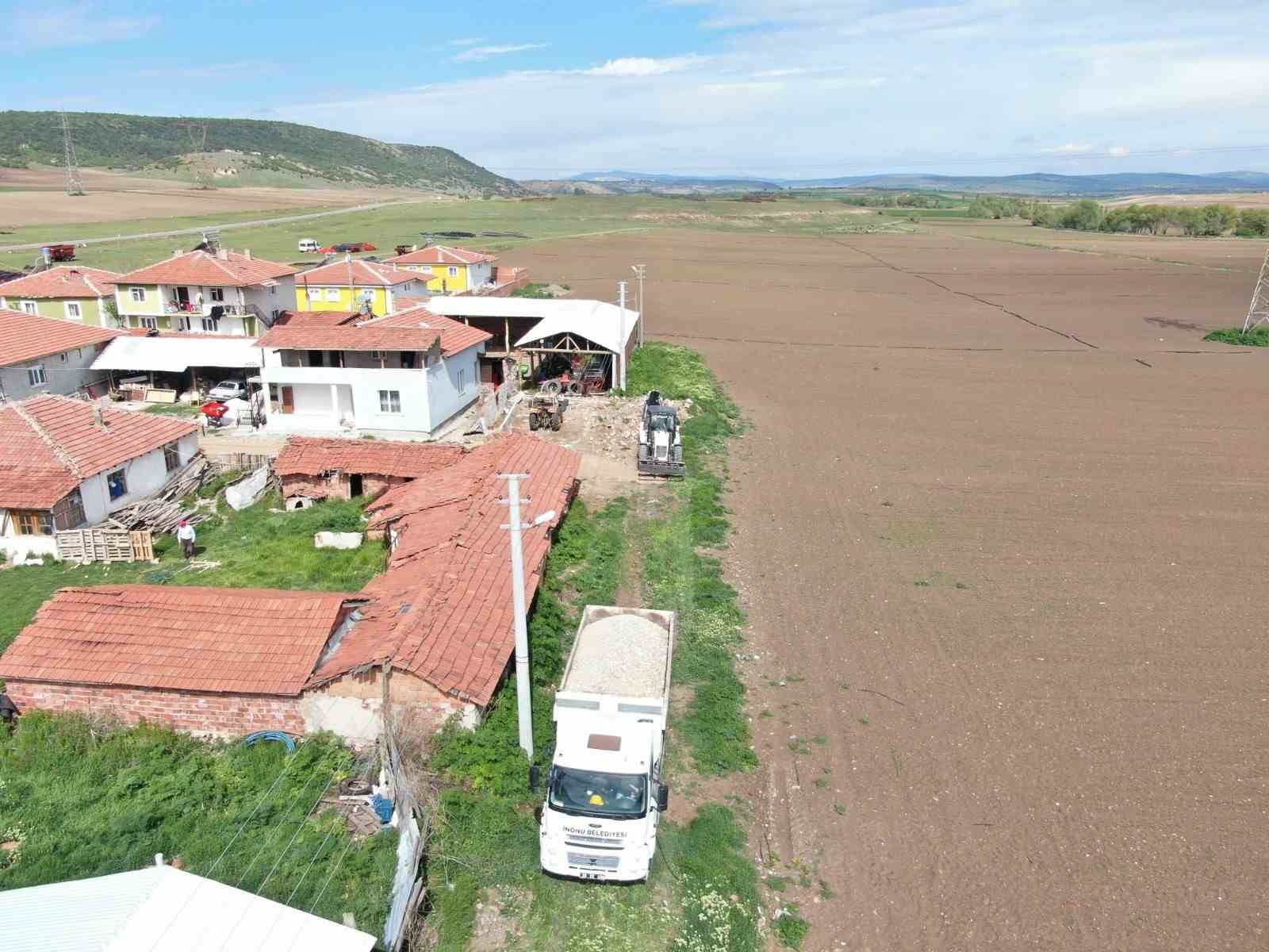 inonu-belediyesi-yol-calismalarina-devam-ediyor