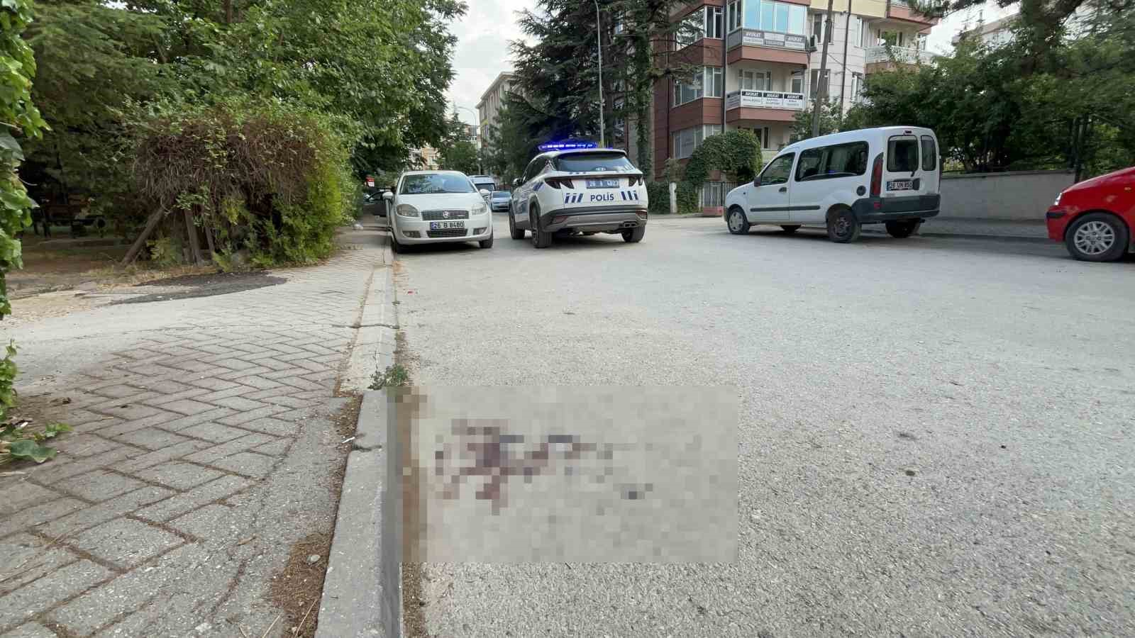 kayincosunu-tabancayla-vurup-kacti-sonra-motosikletiyle-geri-donup-teslim-oldu