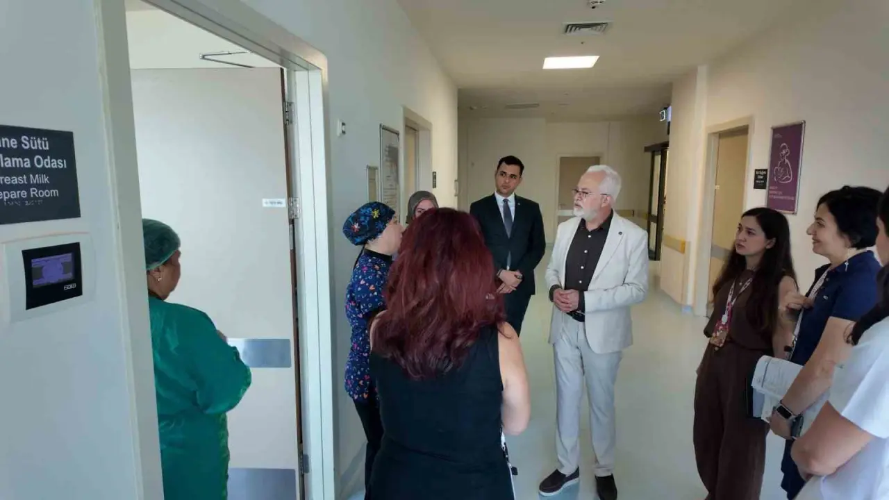 il-saglik-muduru-bildirici-eskisehir-sehir-hastanesini-ziyaret-etti