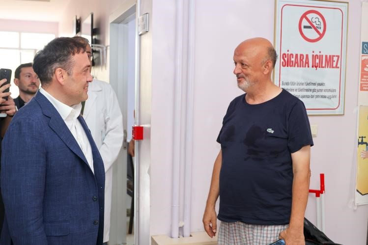vali-sozerden-saglik-hizmetlerine-yakin-takip