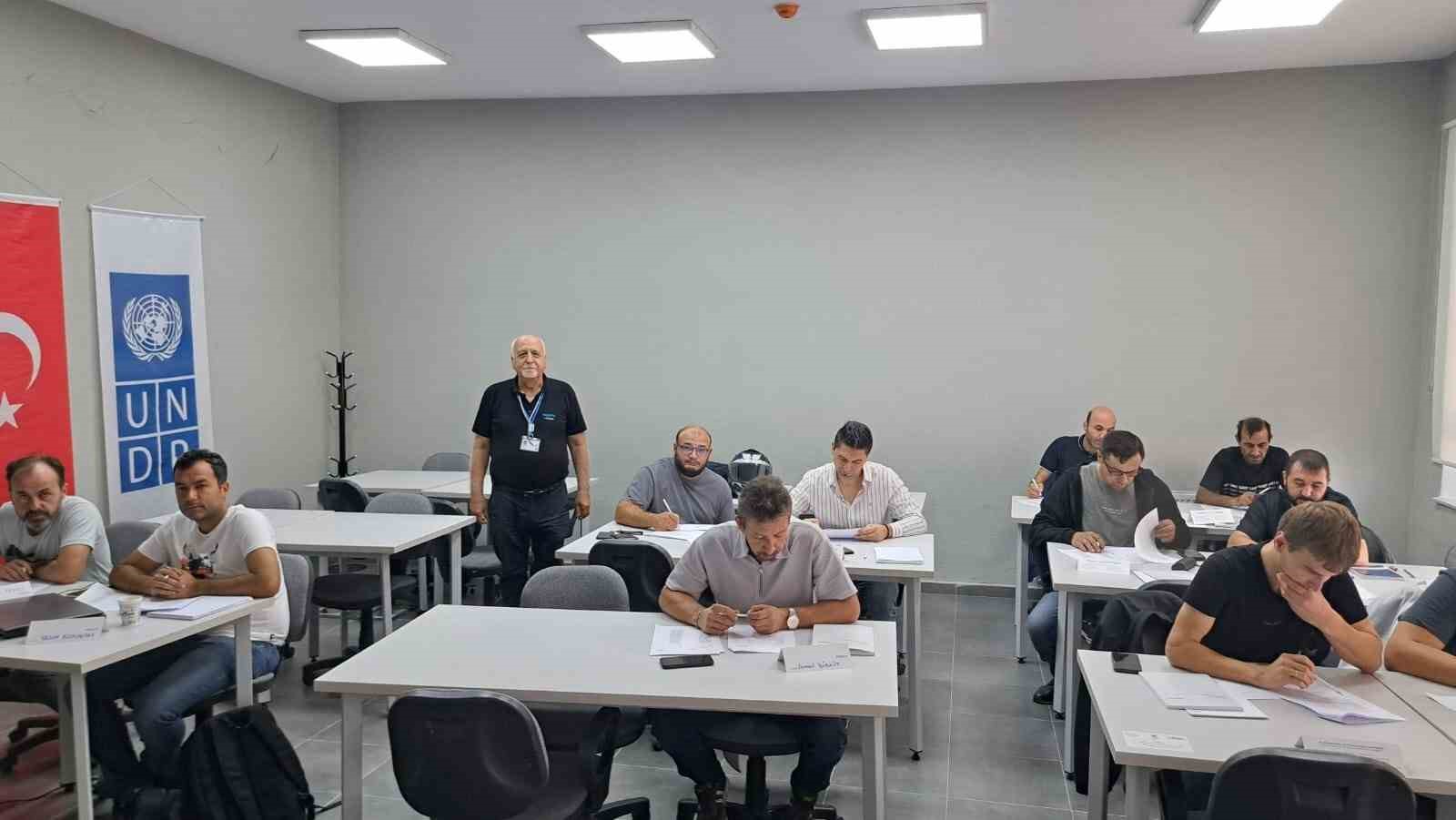 eso-akademiden-sanayiye-guc-katacak-hidrolik-egitimi
