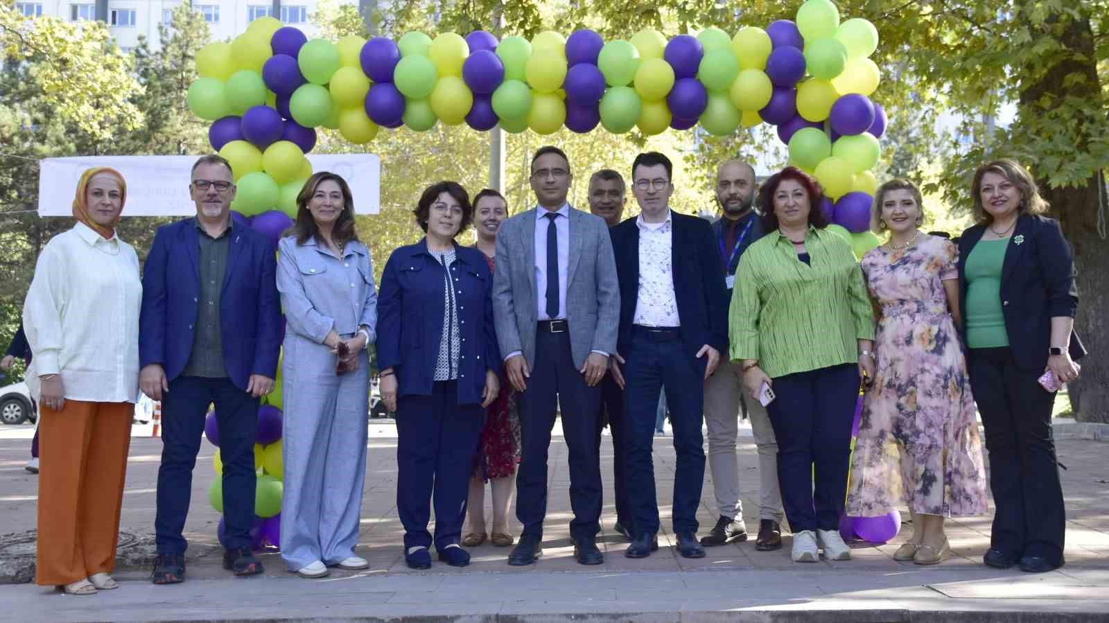 esogu-hastanesi-calisanlari-pilav-gununde-bulustu
