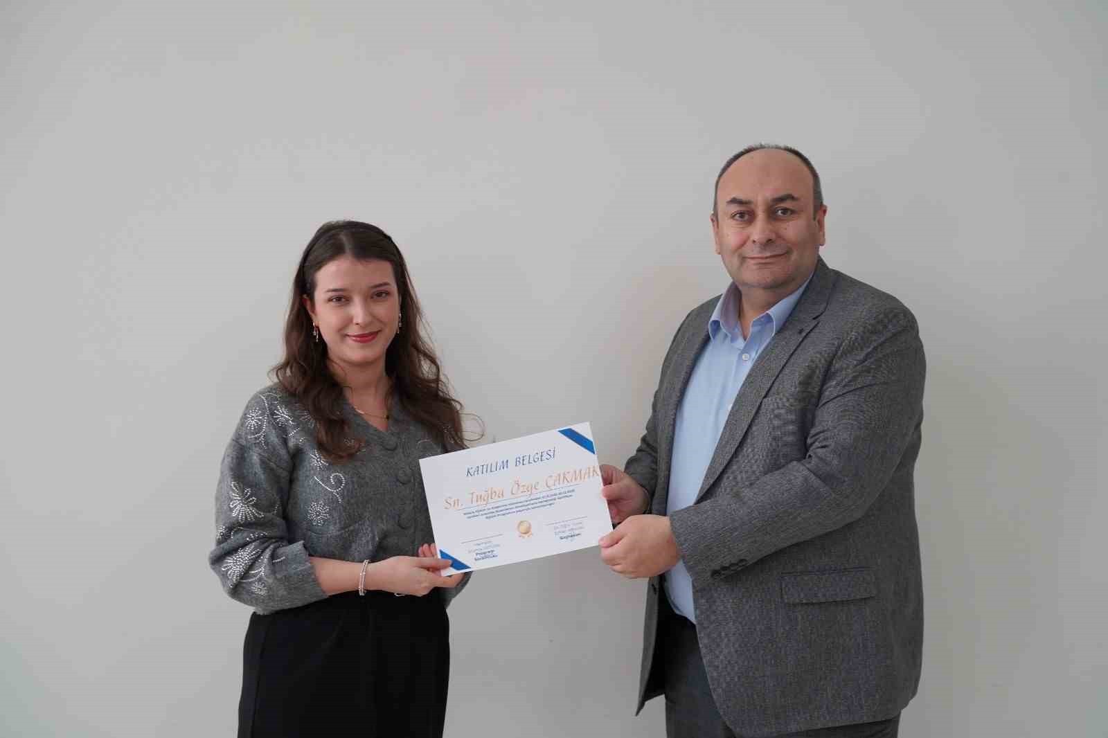 bilecikte-ameliyathane-hemsireligi-sertifika-programi-tamamlandi