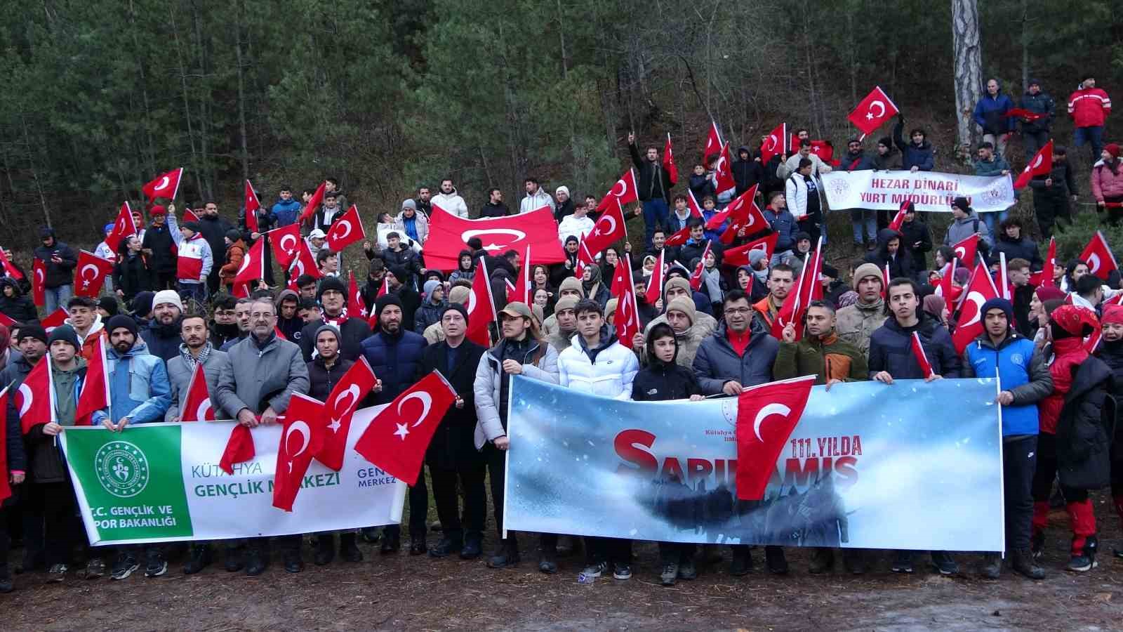 kutahyada-sarikamis-sehitleri-dualar-ve-yuruyusle-anildi