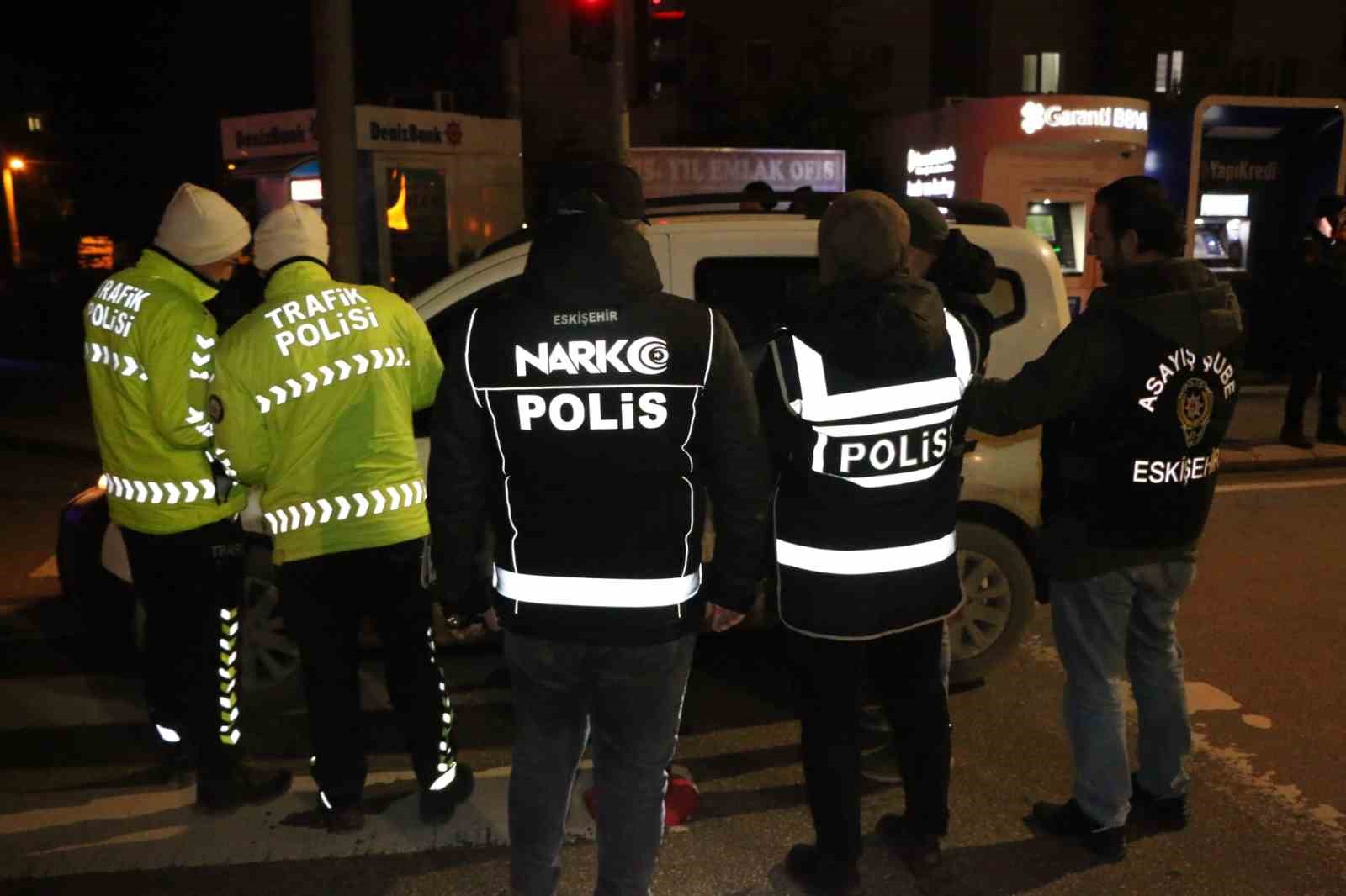 sultanderede-asayis-ve-trafik-denetimi-yapildi