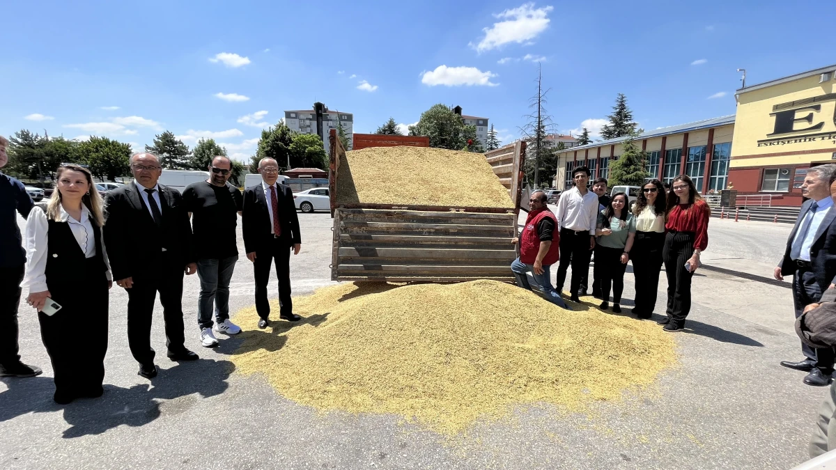 Eskişehir’de ilk mahsul açık arttırmayla rekor fiyata satıldı 