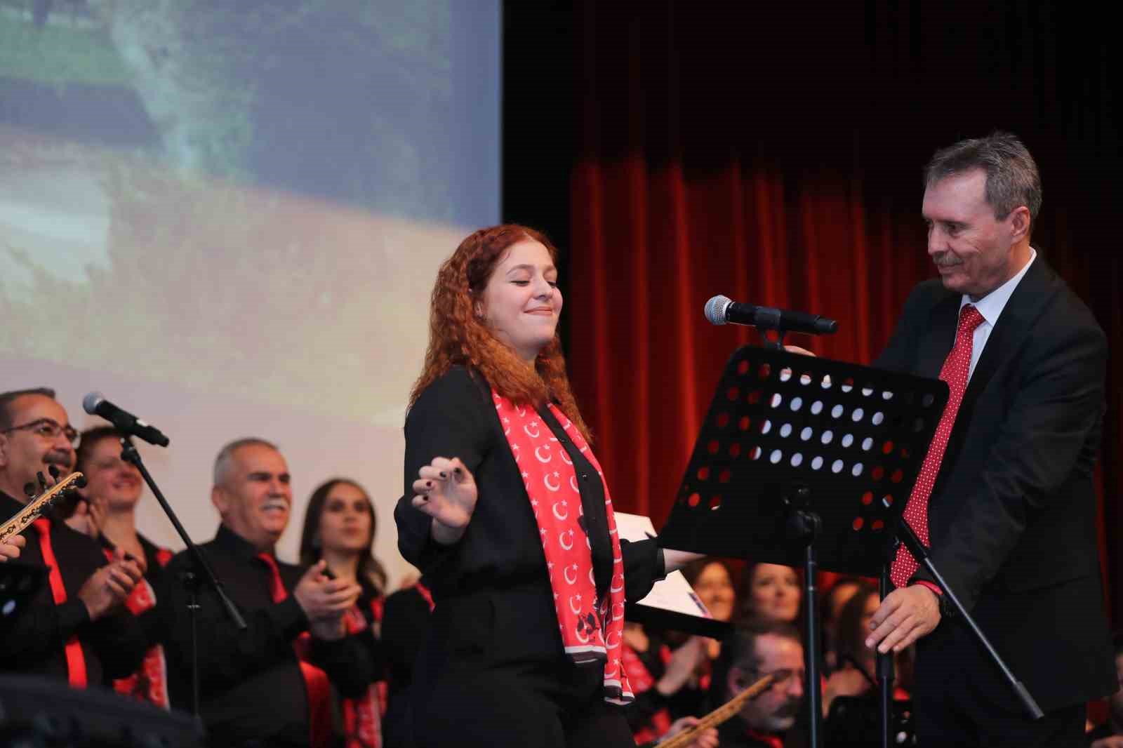 ogretmenlerden-coskulu-konser