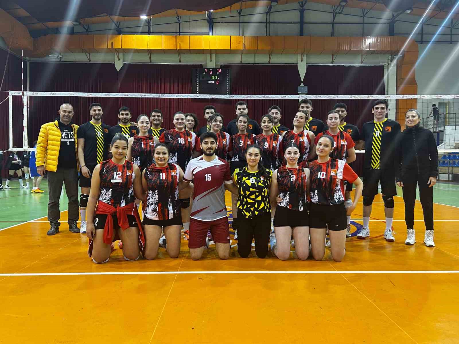 bseu-voleybol-takimlarindan-buyuk-basari