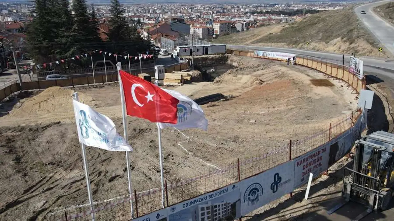 Kazım Kurt Karapınar'da dönüşümü başlatıyor! - Eskişehir Odunpazarı  Belediyesi