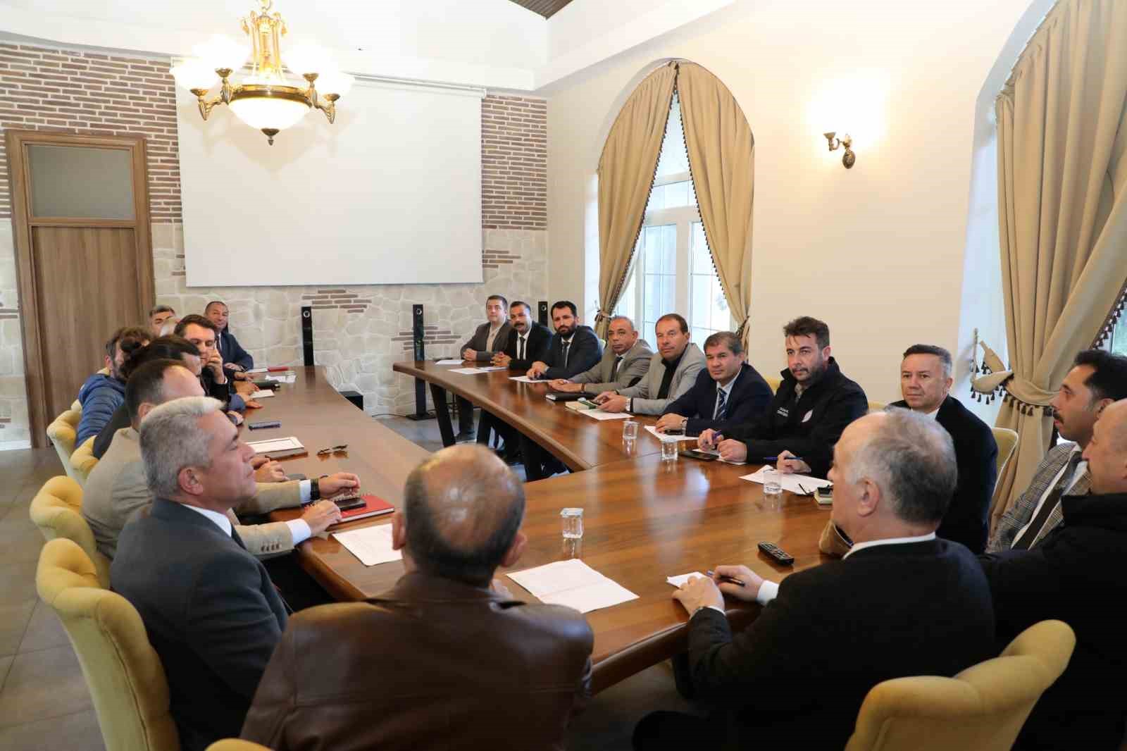 eskisehirde-idari-kayitlarda-yer-almayan-tarim-arazilerinin-tespiti-calismalari