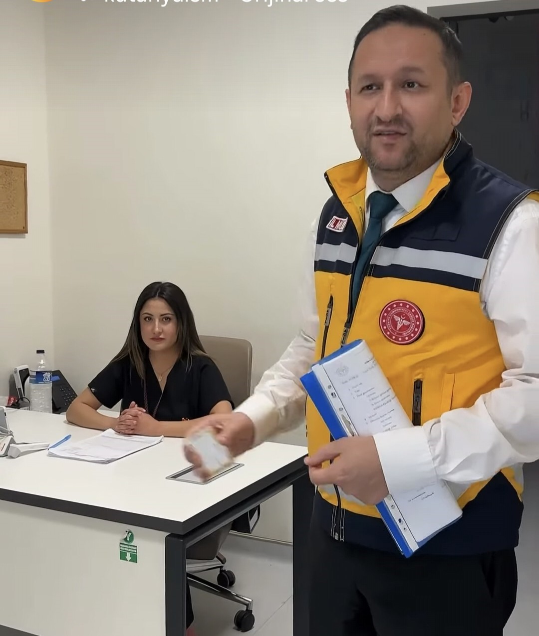 kutahya-sehir-hastanesinde-ozel-ihtiyacli-bireyler-icin-acil-muayene-odasi