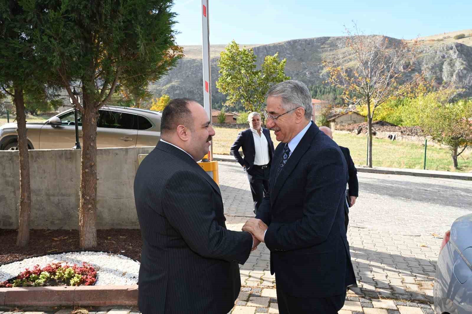 mucahit-yanilmazdan-baskan-hamamciya-ziyaret