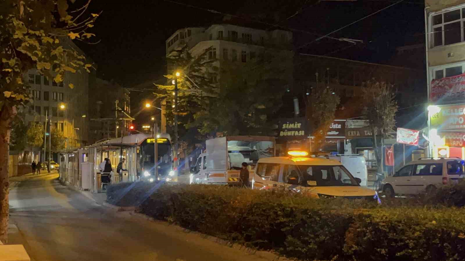 polisin-dur-ihtarina-uymayan-aractan-uyusturucu-cikti