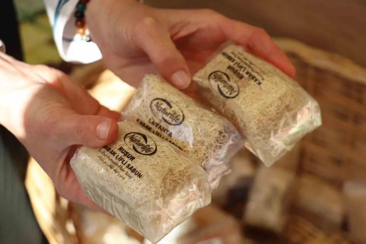 cilt-sagligi-ve-temizlik-arayisi-kabak-lifi-satislarini-arttirdi