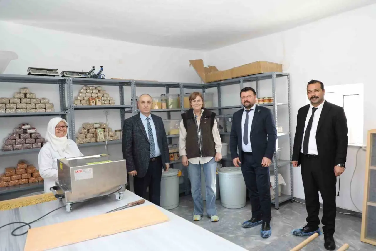 eskisehirli-ogrenciler-kooperatifcilik-kulturunu-tanidi