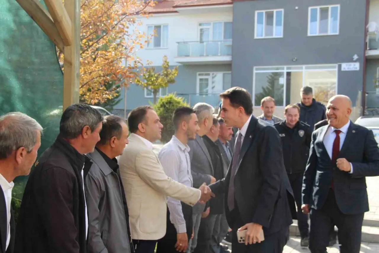 hisarcik-kaymakami-atam-muhtarlarin-sorun-ve-taleplerini-dinledi