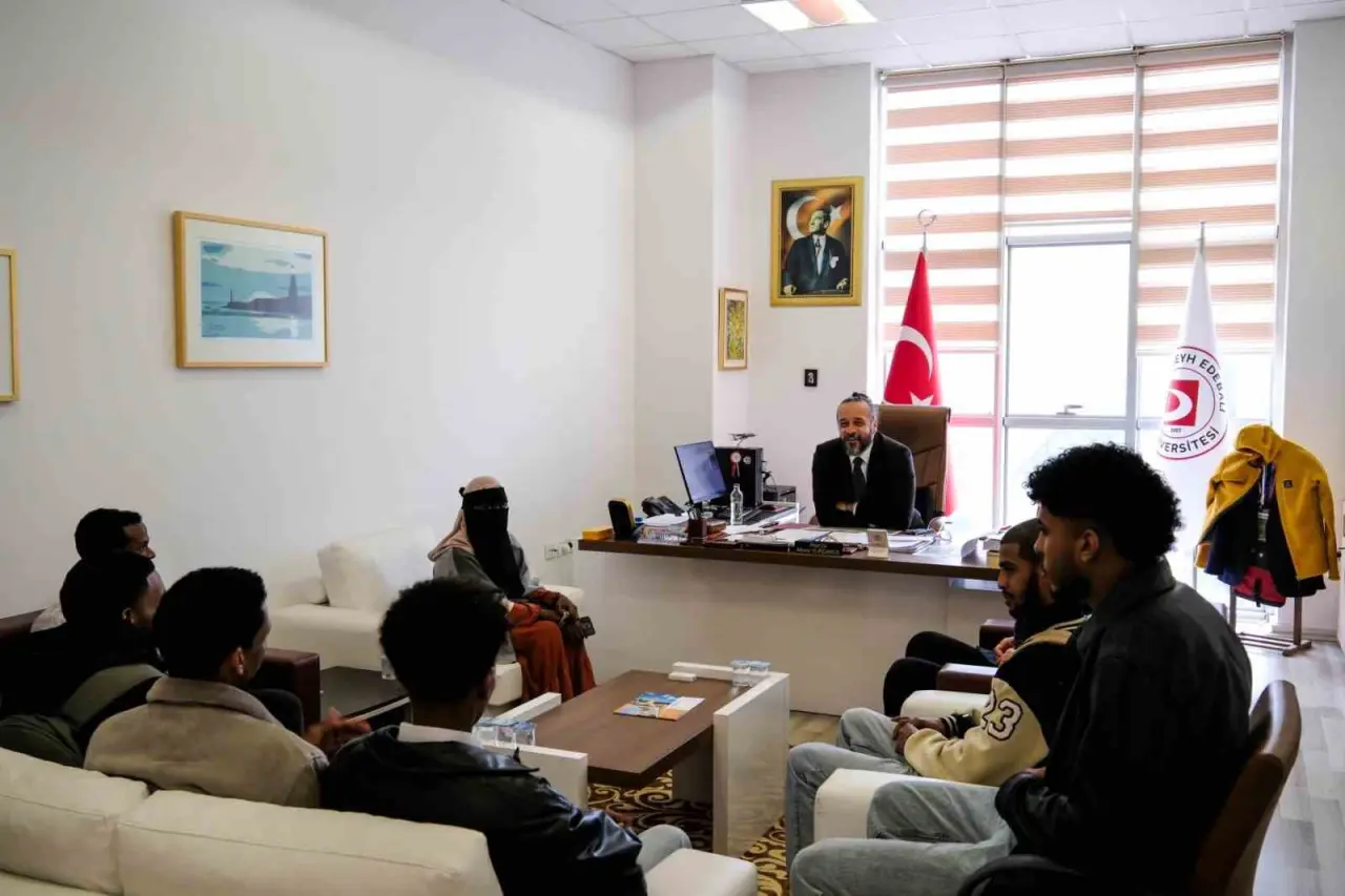 bseu-rektor-yardimcisi-yabanci-ogrencilerle-bulustu