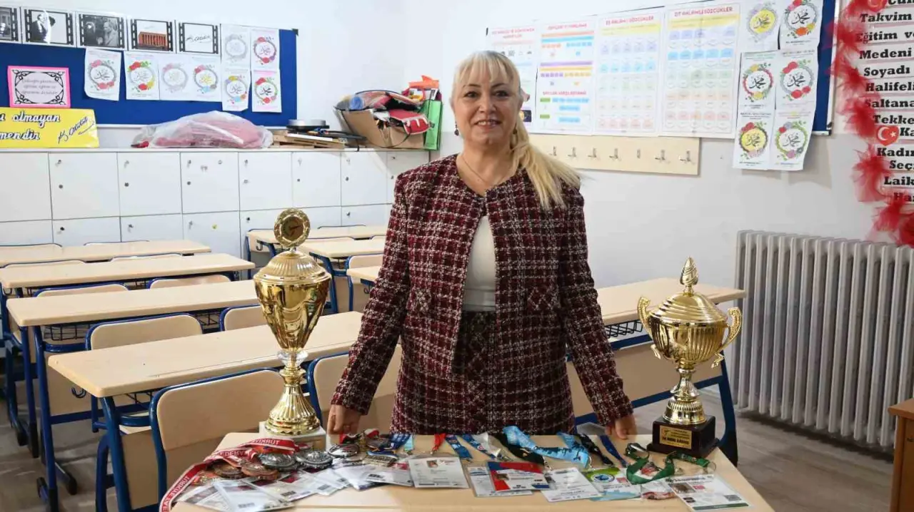 yillar-da-gecse-hayalini-unutmadi-ve-mucadele-etti