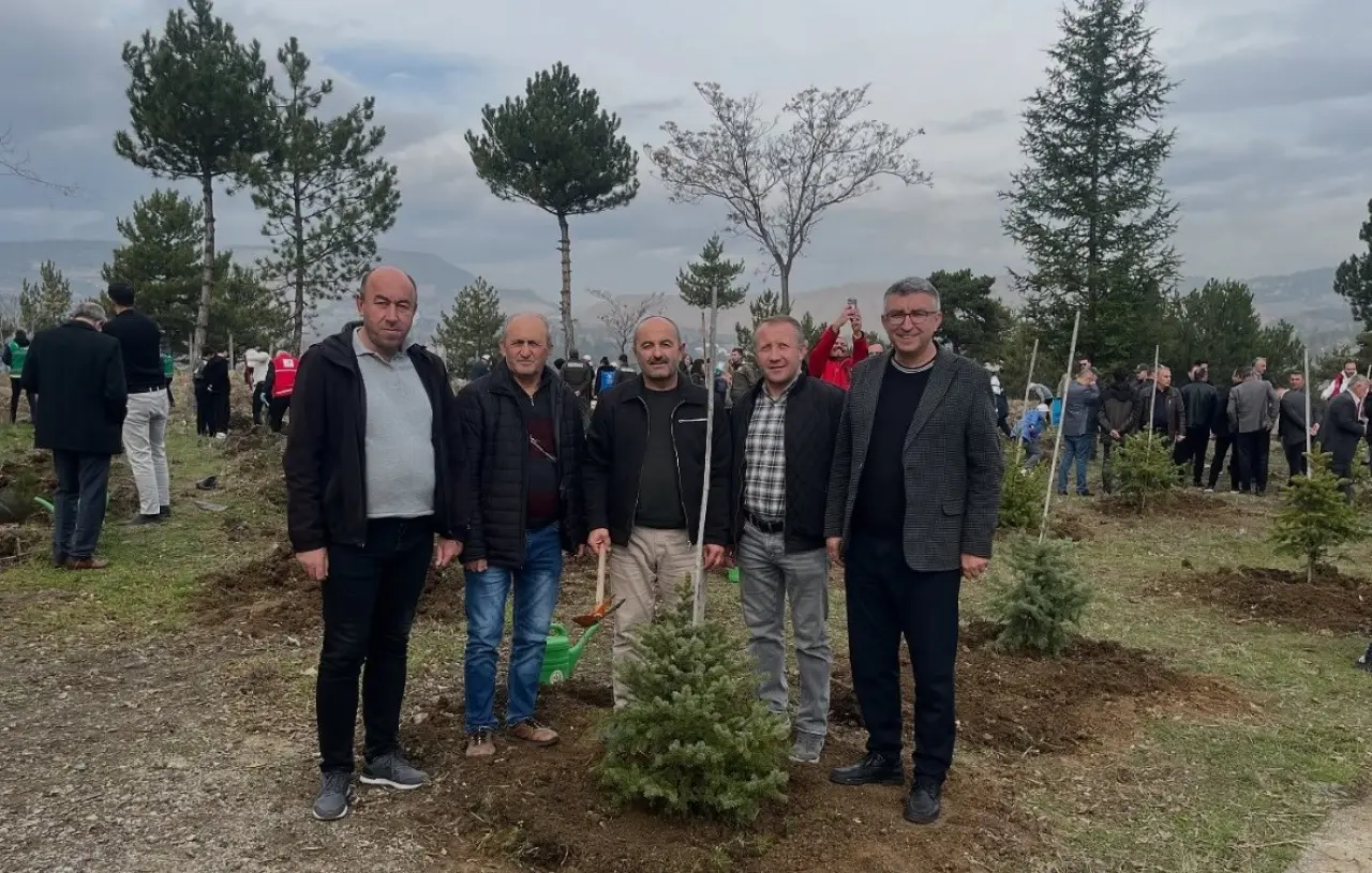 tuncbilekte-milli-agaclandirma-seferberligine-katki